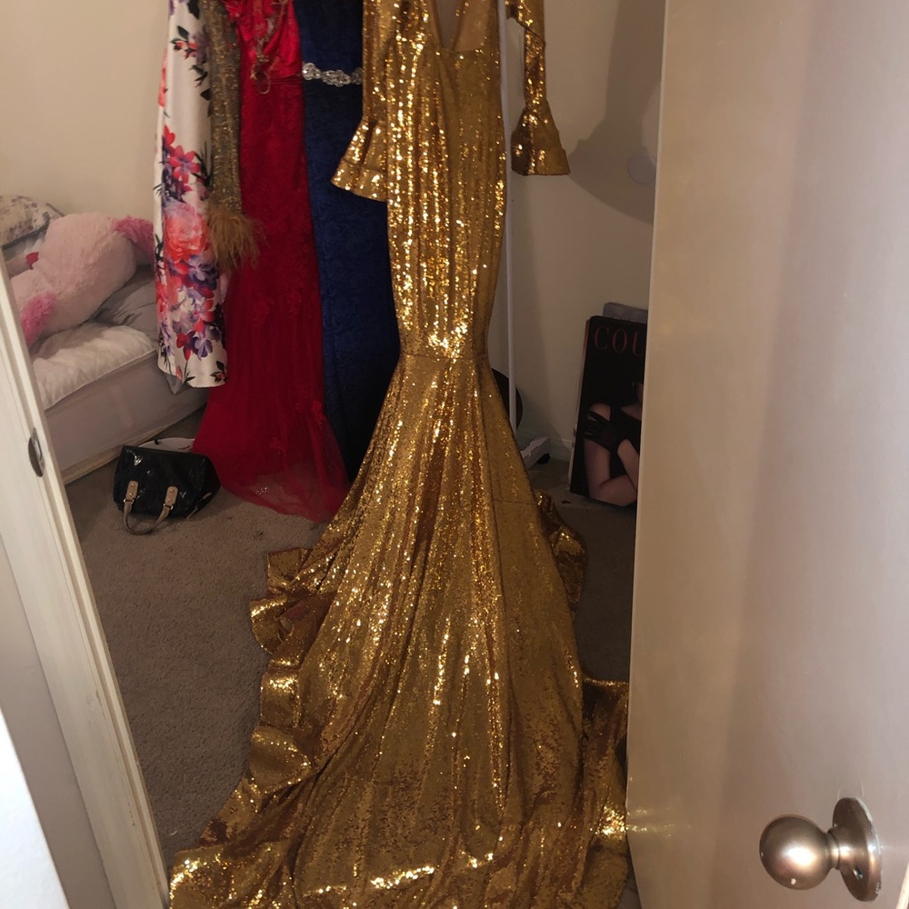 Prom dress